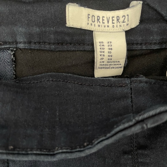 Dark Jean Booty Shorts - Picture 3 of 3